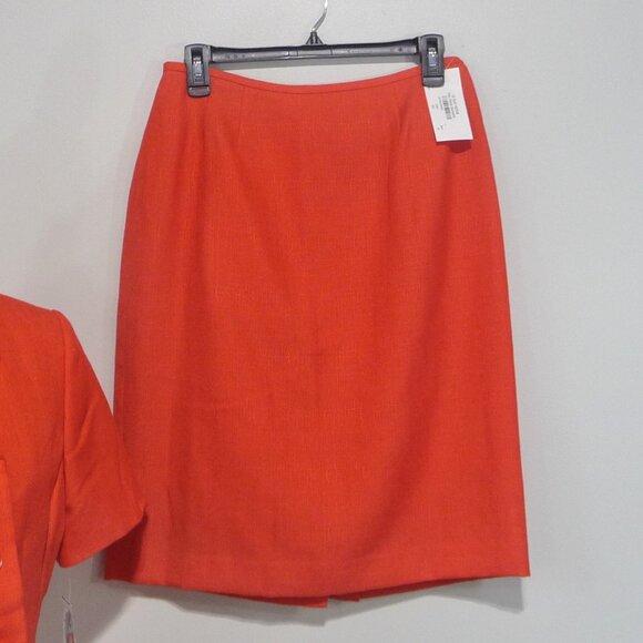 LE SUIT 2 PIECE SKIRT AND BLAZER SET SIZE 10 PETITE - Picture 4 of 11
